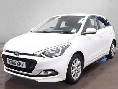 Używany Hyundai i20 SE 84 KM (61 kW) 2016 Biały Hatchback