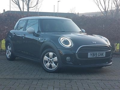 Black Used 2019 Mini Cooper Classic Hatchback | £10,998 (Good price)