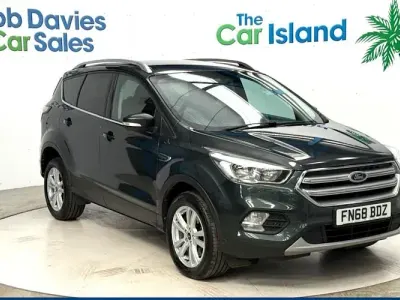 Used Ford Kuga Zetec 120 HP (88 kW) 2018 Green SUV