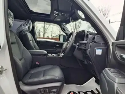 Used Toyota Land Cruiser Edition 204 HP (150 kW) 2024 White SUV