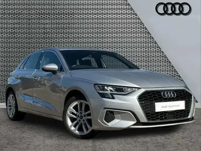 Usado Audi A3 Sport 147 HP (108 kW) 2022 Prateado Sedan