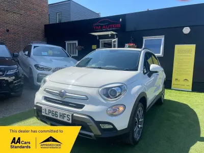Usado Fiat 500X Cross Plus 170 HP (125 kW) 2016 Branco SUV