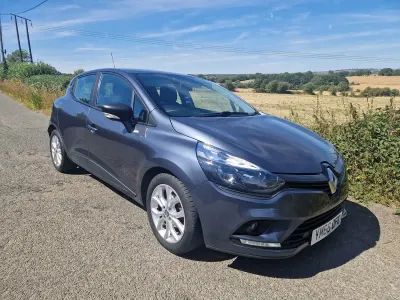 Used Renault Clio Play 75 HP (55 kW) 2016 Grey Hatchback