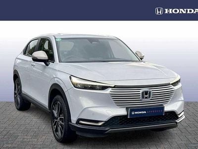 Used Honda HR-V Elegance 131 HP (96 kW) 2022 White SUV