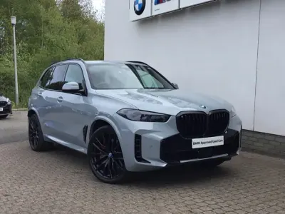 Usado BMW X5 M Sport 482 CV (354 kW) 2024 Gris SUV
