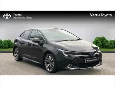 Used Toyota Corolla Design 138 HP (101 kW) 2023 Black Hatchback