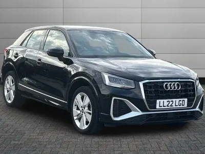 Used Audi Q2 Comfort 150 HP (110 kW) 2022 Mythos black SUV