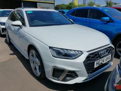 Used Audi A4 S-Line 204 HP (150 kW) 2024 White Estate