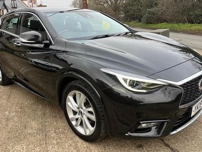 Used Infiniti Q30 Luxe 156 HP (114 kW) 2019 Hatchback