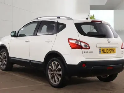 Used Nissan Qashqai Tekna 110 HP (80 kW) 2013 Pure white SUV