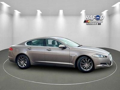 Begagnad Jaguar XF Premium Luxury 2012 Grå Sedan