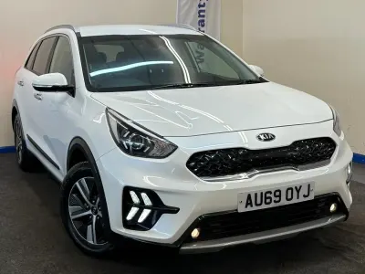 Używany Kia Niro 141 KM (103 kW) 2019 Biały SUV