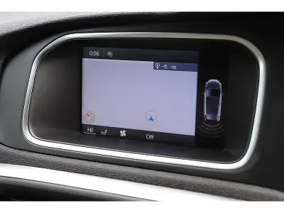 Käytetty Volvo V40 SE 180 HP (132 kW) 2014 Viistoperä