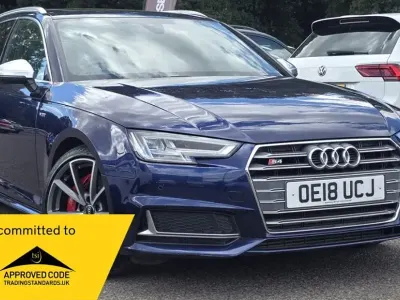 Used Audi A4 354 HP (260 kW) 2018 Blue Estate