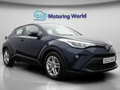 Used Toyota C-HR 122 HP (89 kW) 2023 Blue SUV