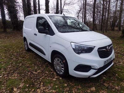 Used Vauxhall Combo Sportive 100 HP (73 kW) 2020 White MPV
