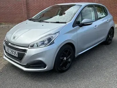 Used Peugeot 208 Active 2017 Silver Hatchback