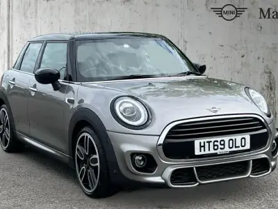 Used Mini Cooper Comfort 136 HP (100 kW) 2020 Melting silver Hatchback