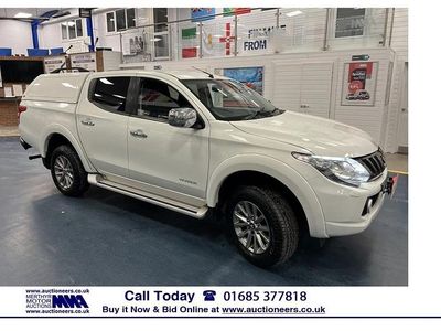 White Used 2019 Mitsubishi L200 Top Pickup | £11,960 (Fair price)