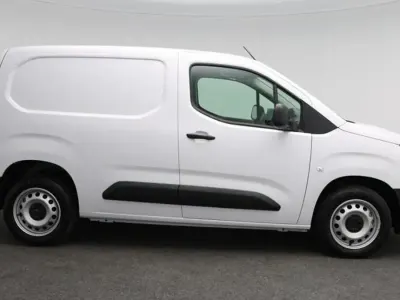 New Peugeot Partner 131 HP (96 kW) 2026 White MPV