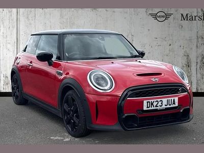 Used Mini Cooper S Classic 188 HP (138 kW) 2023 Red Hatchback