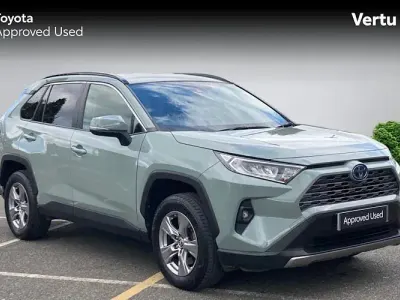 Usado Toyota RAV4 218 HP (160 kW) 2022 SUV