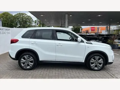 Used Suzuki Vitara SZ-T 112 HP (82 kW) 2019 White SUV