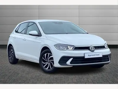 Used VW Polo Life 95 HP (69 kW) 2022 White Hatchback