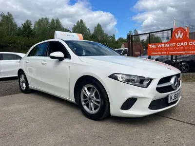 Used Mercedes A180 SE 116 HP (85 kW) 2019 White Hatchback