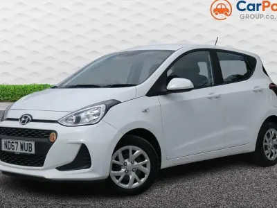 Used Hyundai i10 SE 2018 White Hatchback