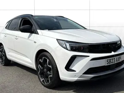 Used Vauxhall Grandland X Ultimate 131 HP (96 kW) 2023 White SUV
