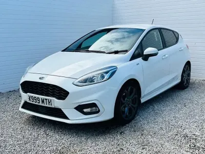 Usado Ford Fiesta ST-Line 100 HP (73 kW) 2019 Branco Citadino