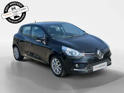Used Renault Clio IV Dynamique 90 HP (66 kW) 2018 Black Hatchback