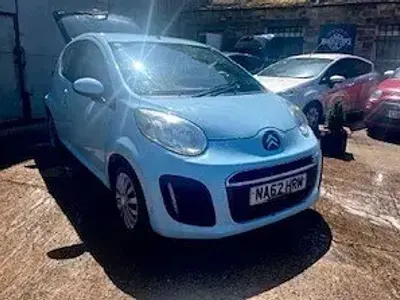 Used Citroën C1 VTR Sport 68 HP (50 kW) 2012 Blue Hatchback