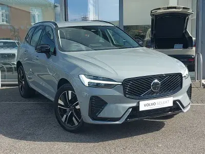 Used Volvo XC60 Plus 250 HP (183 kW) 2025 Grey SUV