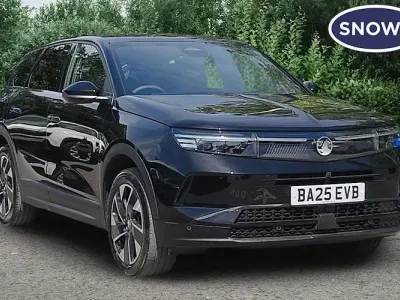Used Vauxhall Grandland X Ultimate 136 HP (100 kW) 2025 Black SUV