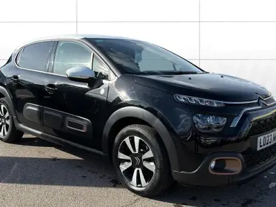 Begagnad Citroën C3 PureTech 83 HK (61 kW) 2023 Svart Halvkombi