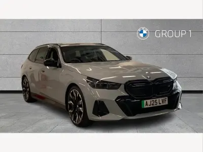 Usado BMW i5 Shadowline 442 kW (601 HP) 2025 Cinzento Carrinha
