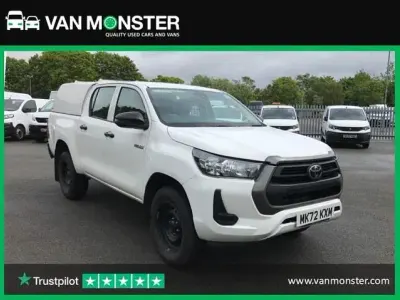 Used Toyota HiLux Active 150 HP (110 kW) 2022 White Pickup