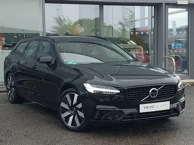 Used Volvo V90 Plus 350 HP (257 kW) 2025 Black Estate