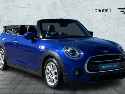 Begagnad Mini Cooper S Classic 189 HK (139 kW) 2019 Blå Halvkombi