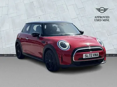 Used Mini Cooper Exclusive 134 HP (98 kW) 2022 Red Hatchback