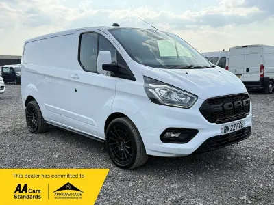 Used Ford Transit Custom Limited 130 HP (95 kW) 2022 White Van