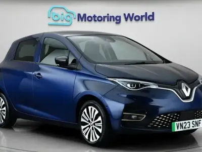 Used Renault Zoe Techno 100 kW (136 HP) 2023 Blue Hatchback
