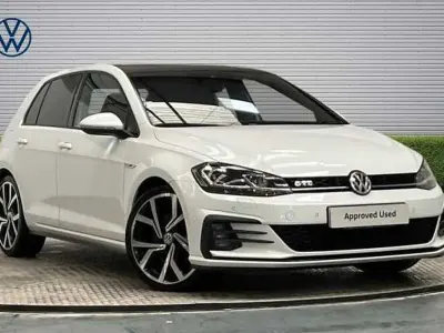Używany VW Golf VII GTD 184 KM (135 kW) 2019 Biały Hatchback