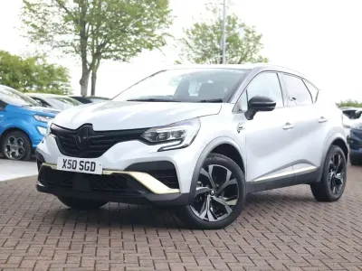 Used Renault Captur Engineered 143 HP (105 kW) 2024 Grey/black SUV