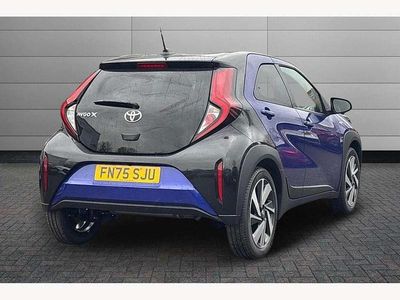 Used Toyota Aygo X 72 HP (52 kW) 2025 Blue SUV