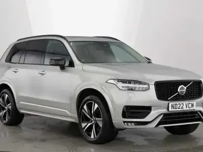 Używany Volvo XC90 Plus 232 KM (170 kW) 2023 SUV