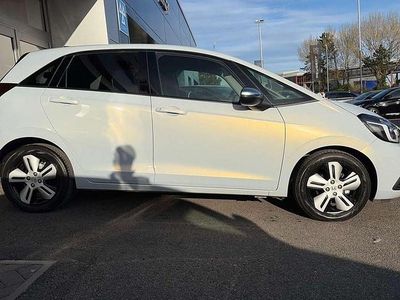 Used Honda Jazz Hybrid 109 HP (80 kW) 2020 Platinum white Hatchback