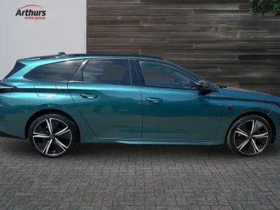 Used Peugeot 308 SW GT 129 HP (94 kW) 2024 Blue Estate
